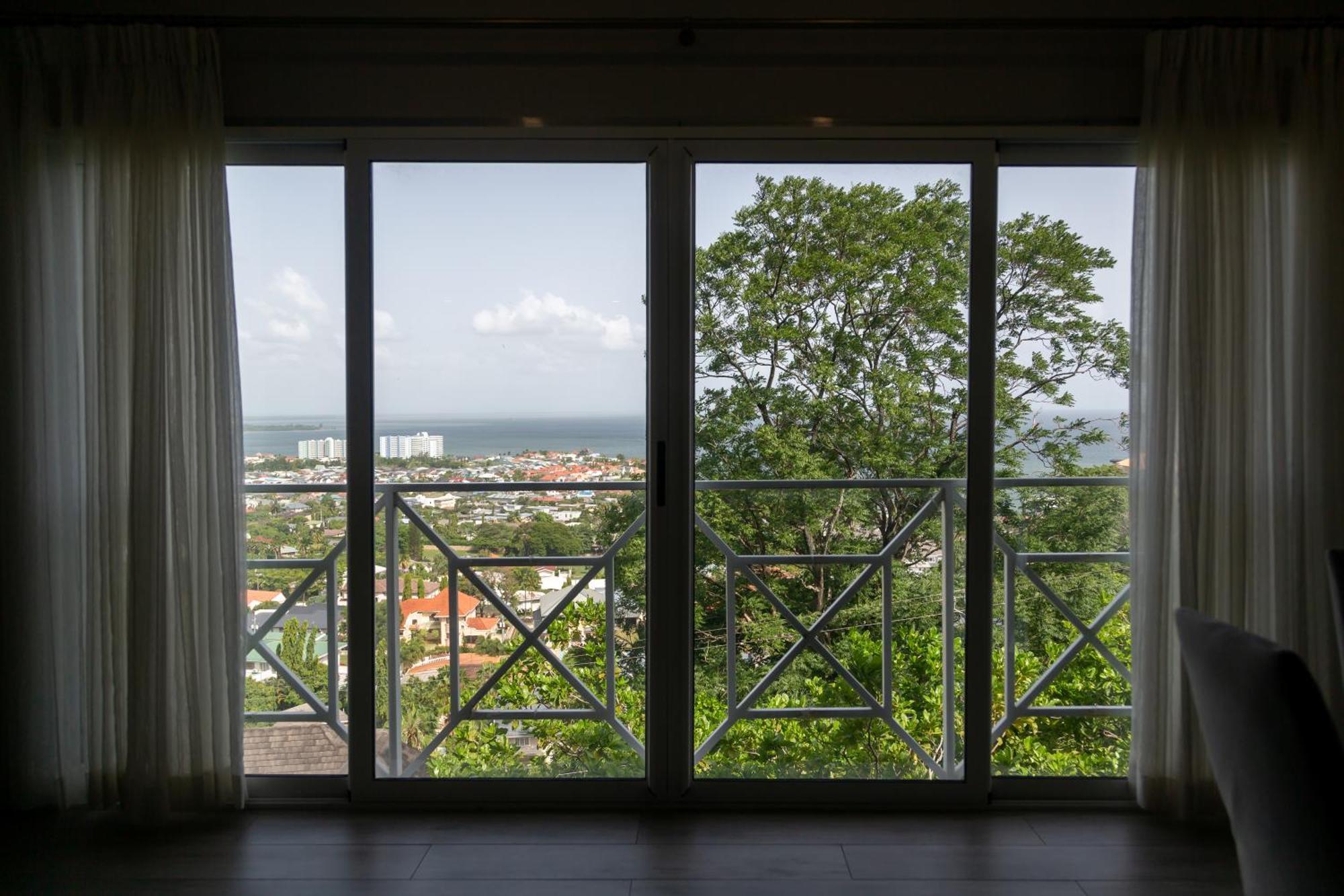 The View, Goodwood Park Lux Townhouse Villa Diego Martin Exterior photo